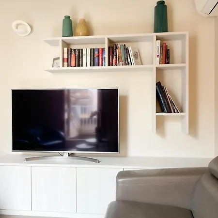 Appartement Comecasa 10 Minutes Walk From Duomo 2 Bedroom *