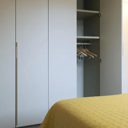 Comecasa 10 Minutes Walk From Duomo 2 Bedroom * Milaan